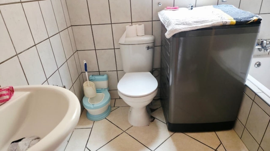 3 Bedroom Property for Sale in Rustenburg Central North West
